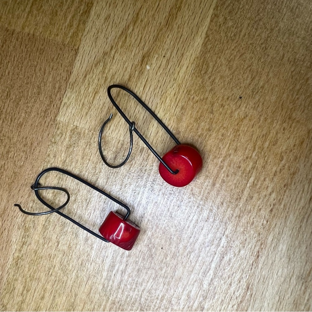 Stone dangle earrings - Picture 3 of 3